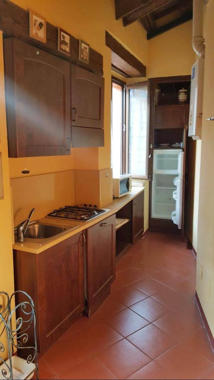 Apartment Garibaldi แฟร์รารา ภายนอก รูปภาพ