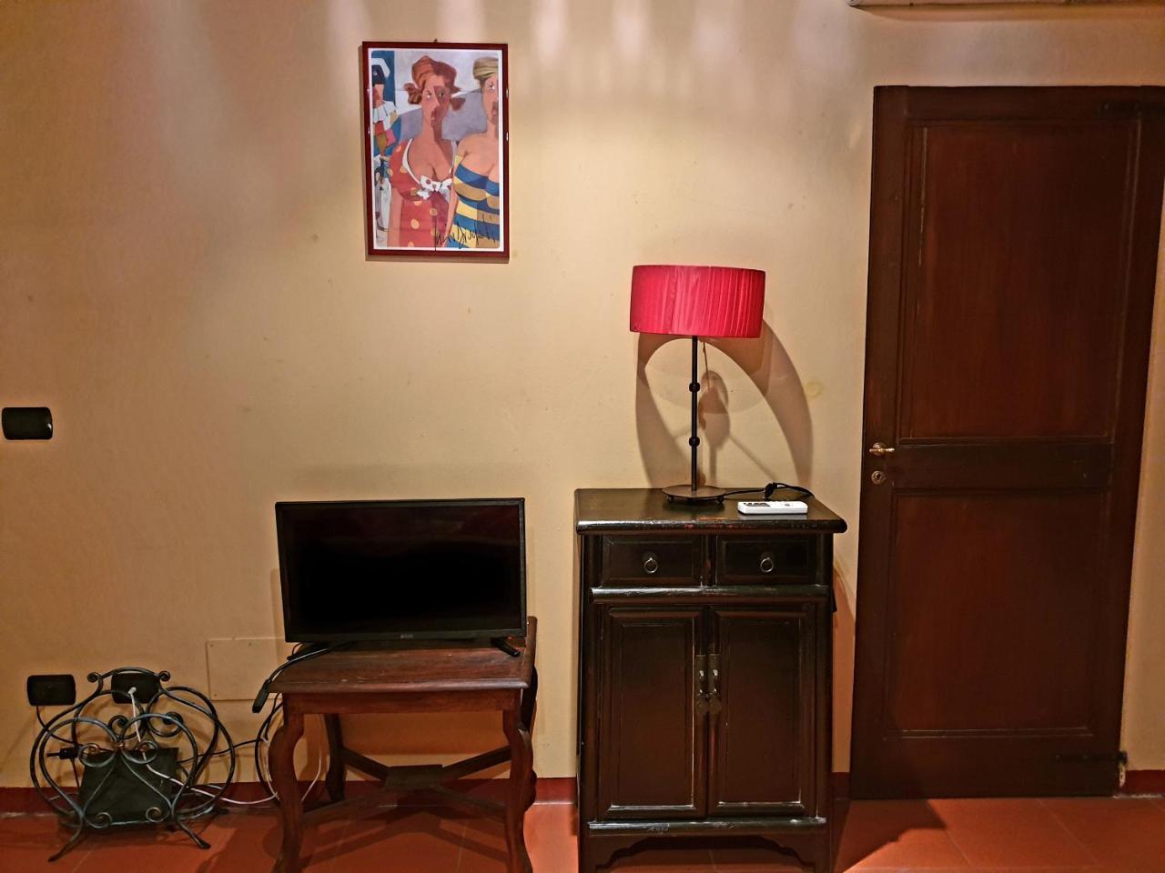 Apartment Garibaldi แฟร์รารา ภายนอก รูปภาพ